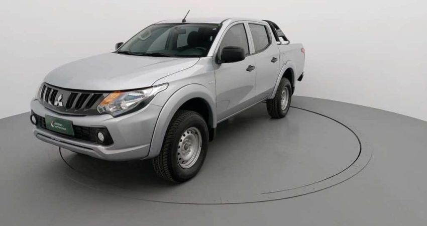 Mitsubishi L200 triton 2023 2.4 16v turbo diesel gls cd 4x4 automático