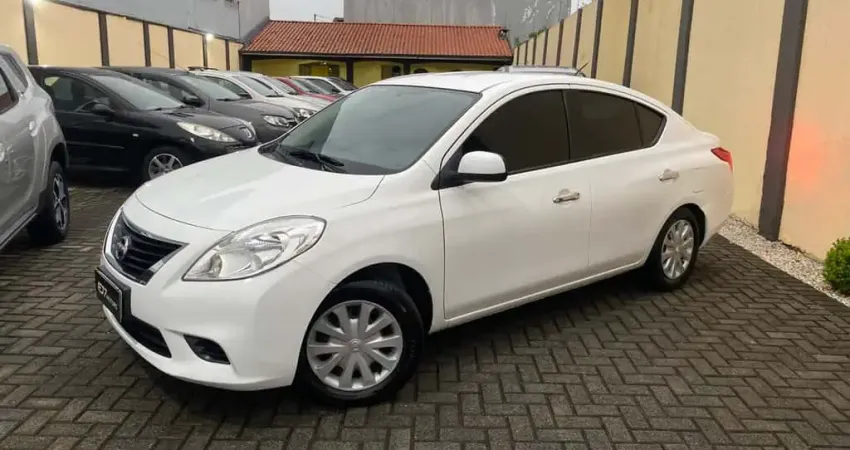 NISSAN NISSAN VERSA 16SV FLEX 2014