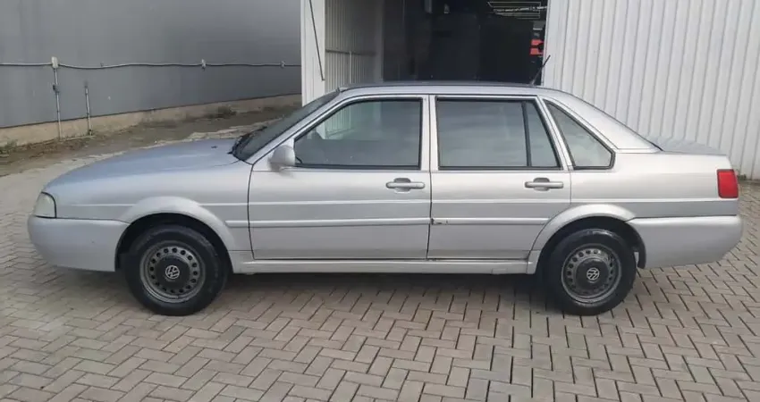 Volkswagen Santana 2.0 Mi 2p e 4p