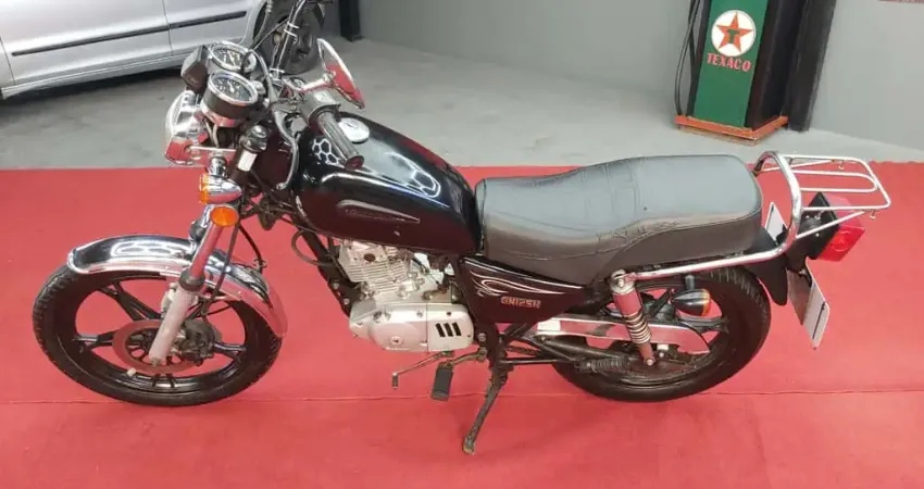 Suzuki INTRUDER 125 125 cc 