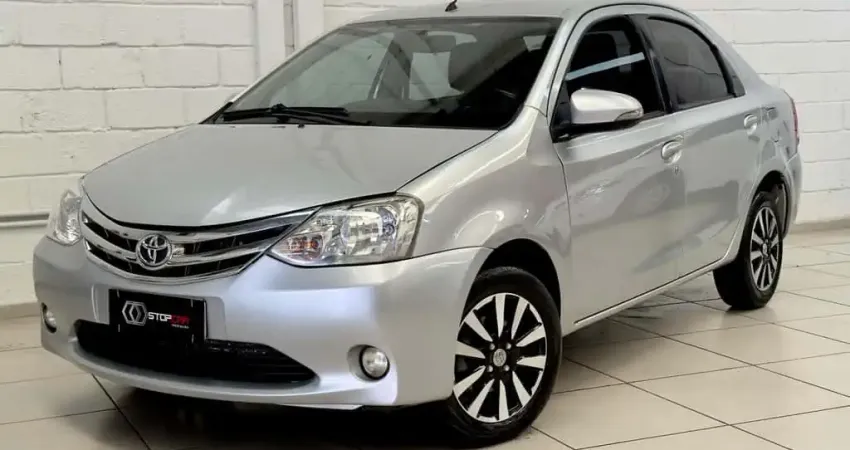 TOYOTA ETIOS SEDAN PLATINUM 2016