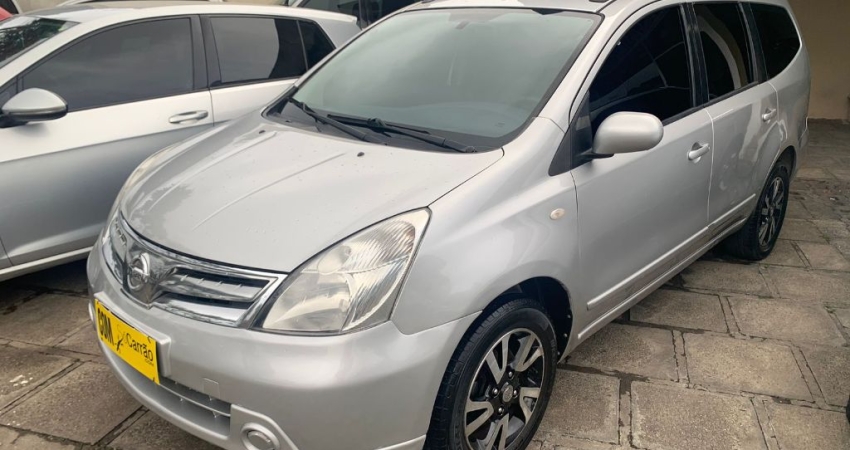 GRAND  LIVINA