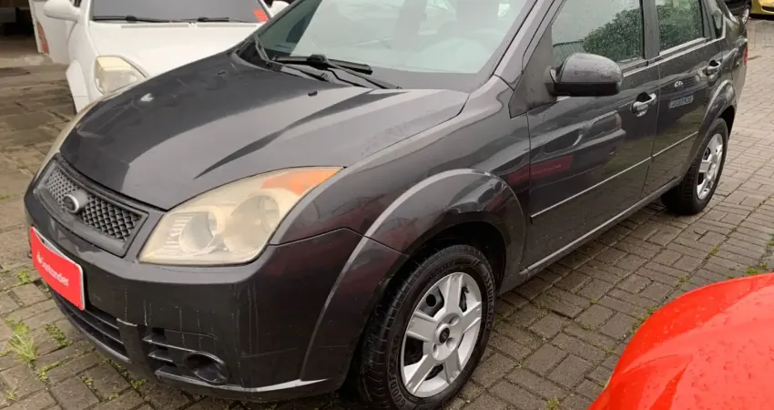 FORD FIESTA SEDAN 