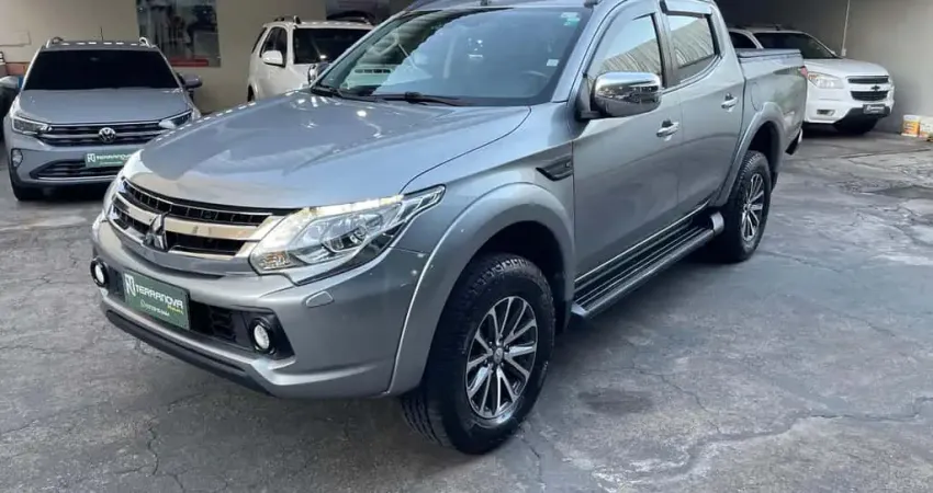 MITSUBISHI TRITON SPORT HPE S 2020