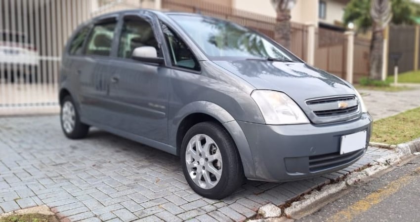 Meriva 1.4 Completa  Série especial ((Collection)) Ano 2012 Carro impecável