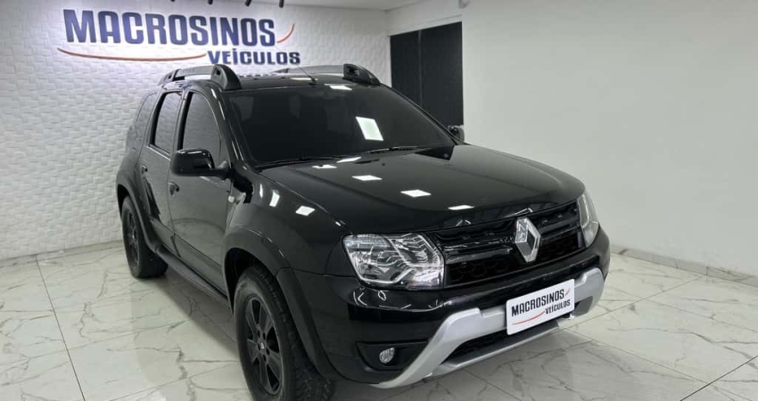 Renault Duster Dynamique 4x4 2.0 Hi-Flex Mec  - Preta - 2015/2016