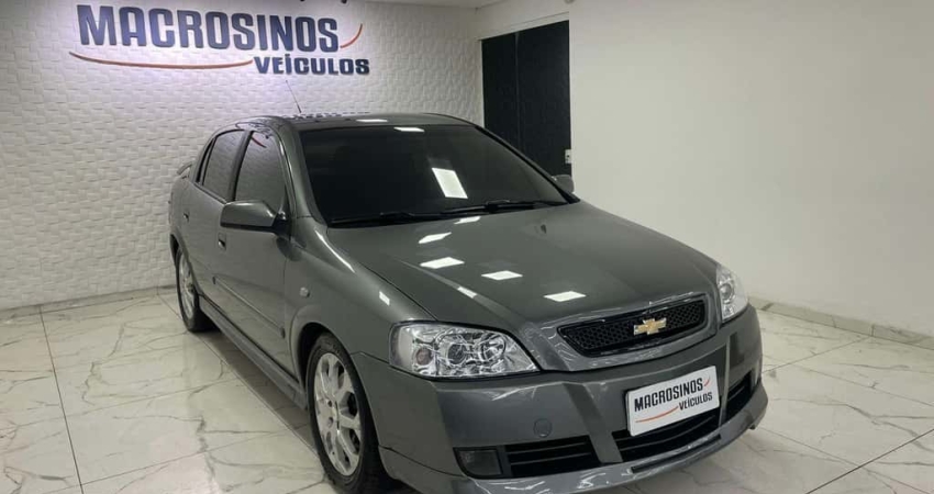 Chevrolet Astra Advantage 2.0 MPFI 8V FlexPower 5p  - Cinza - 2011/2011