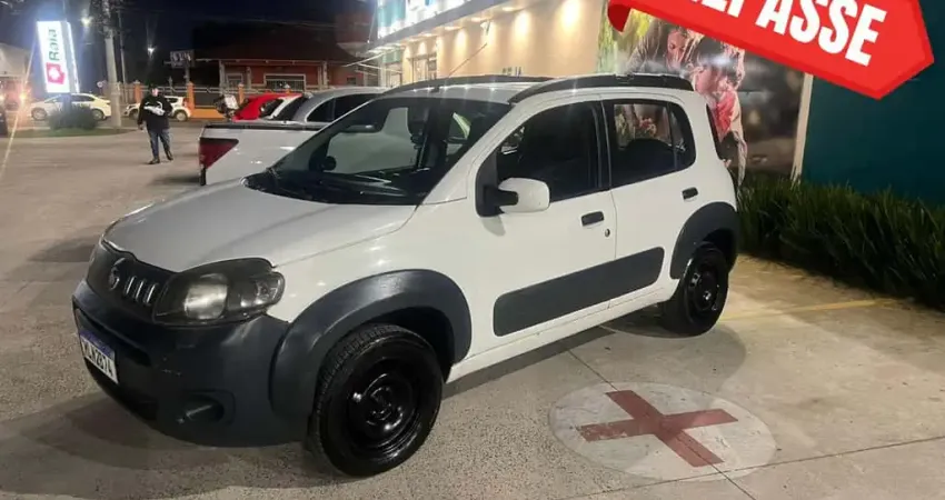 Fiat Uno WAY 1.4 EVO Fire Flex 8V 5p  - Branca - 2013/2013