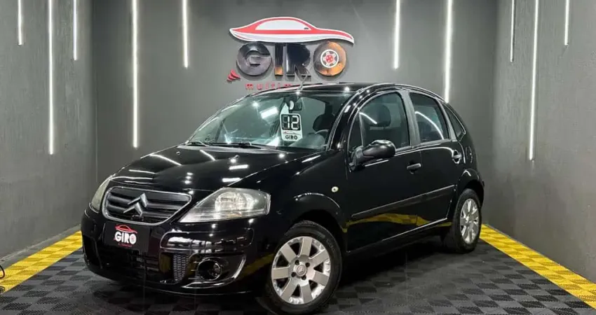 Citroën C3 GLX 1.4 Flex 8V 5p  - Preta - 2012/2012