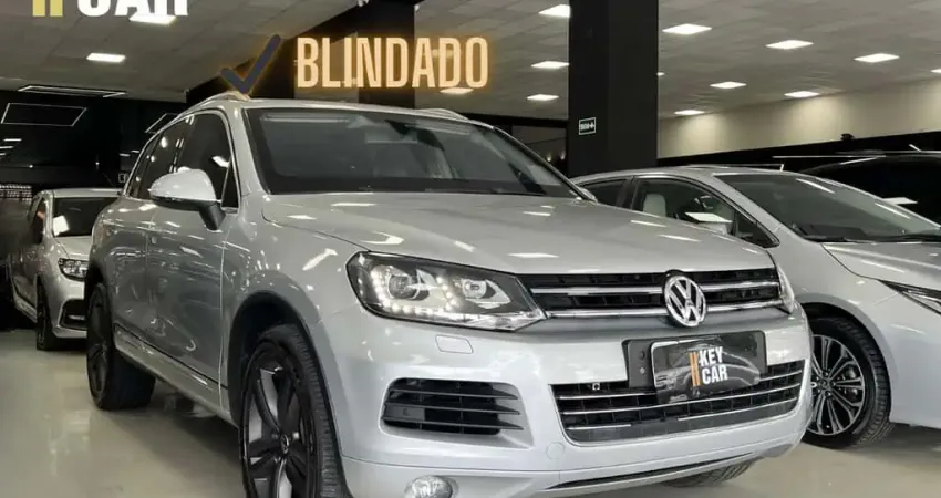 VOLKSWAGEN TOUAREG 4.2 32V V8  Tiptronic 5p