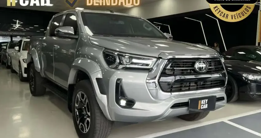 TOYOTA HILUX CD SRX Plus 4x4 2.8 TDI Die. Aut.