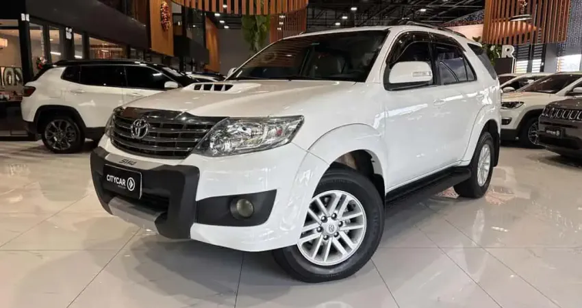 Toyota hilux sw4 sr 3.0 turbo diesel 4x4