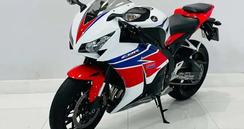 HONDA CBR 1000RR 2015