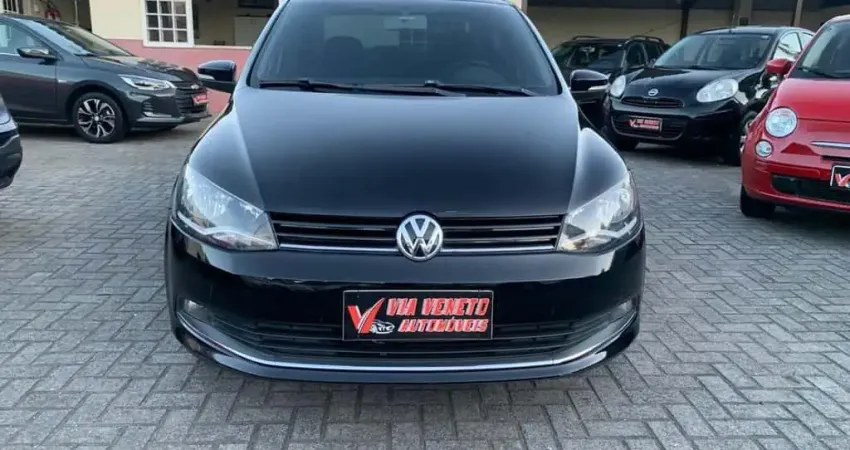 VOLKSWAGEN VOYAGE HIGHLINE 1.6 TOTAL FLEX 4P 2014