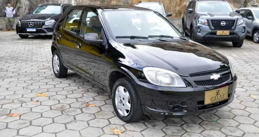 Chevrolet Celta LT 1.0 MT  - Preta - 2012/2013