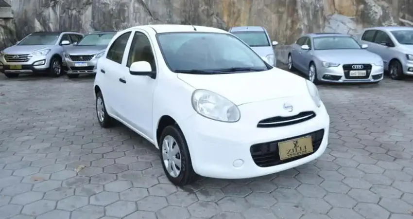 Nissan March S 1.6 MT - Branca - 2011/2012