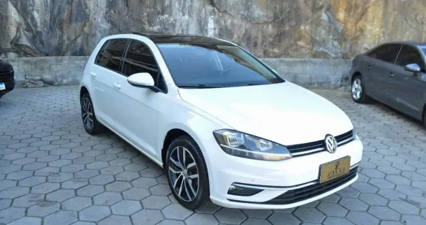 Volkswagen Golf COMFORTLINE 200 TSI 1.0 AT - Branca - 2017/2018