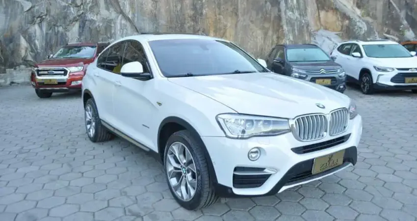BMW X4 2.0 xDRIVE 28i X-LINE TURBO AT  - Branca - 2016/2017