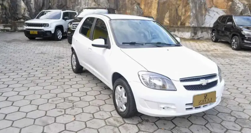 Chevrolet Celta LT 1.0 - Branca - 2014/2015