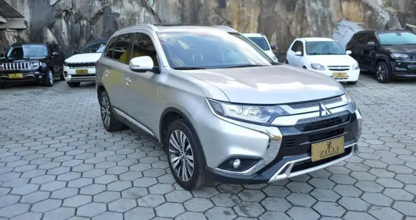 Mitsubishi Outlander HPE 2.0 AT  - Prata - 2018/2019