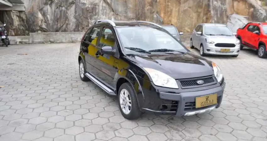 Ford Fiesta TRAIL 1.6 MT  - Preta - 2008/2009