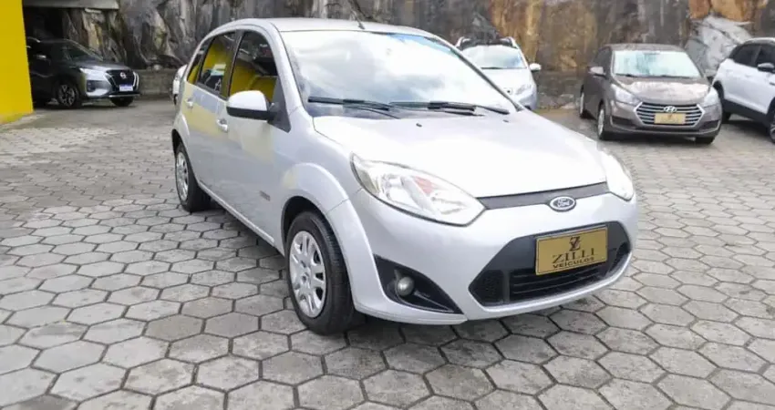 Ford Fiesta CLASS 1.6 MT  - Prata - 2011/2012