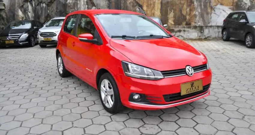 Volkswagen Fox COMFORTLINE 1.6 I-MOTION  - Vermelha - 2015/2016