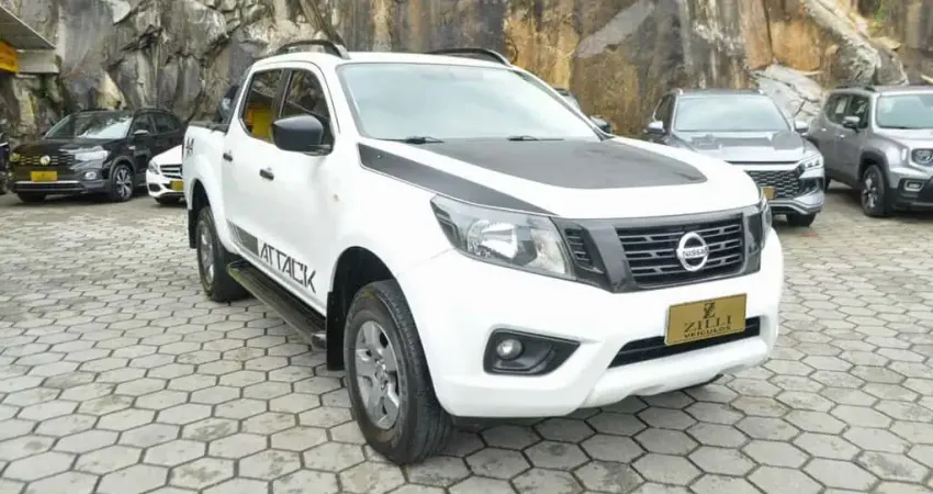 Nissan Frontier ATTACK CD 2.3 BI-TURBO 4X4 AT   - Branca - 2018/2019