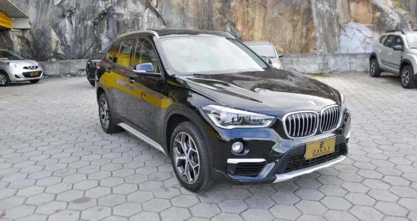 BMW X1 2.0 sDRIVE20i xLINE ACTIVEFLEX AT - Preta - 2019/2019