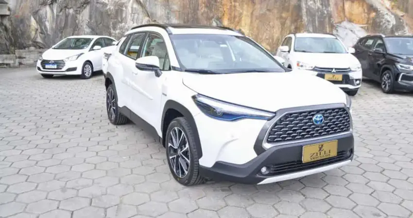 Toyota Corolla XRX 1.8 AT (HÍBRIDO) - Branca - 2021/2022