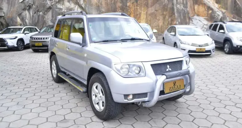Mitsubishi Pajero TR4 2.0 4X4 MT - Prata - 2006/2007
