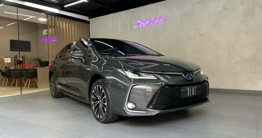 TOYOTA COROLLA APREMIUMH 2024