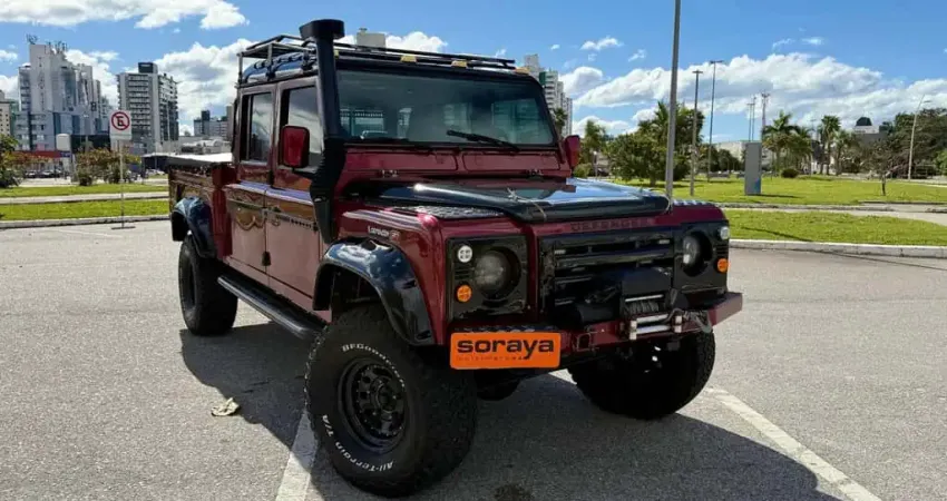 Land Rover Defender 130 TDI CD Diesel  - Vermelha - 2004/2004