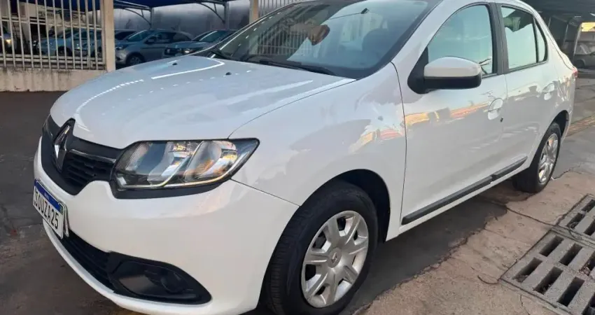 RENAULT LOGAN  EXPRESSION 1.6 8V  FLEX  2014/2015  COMPLETO PNEUS NOVOS REVISADO