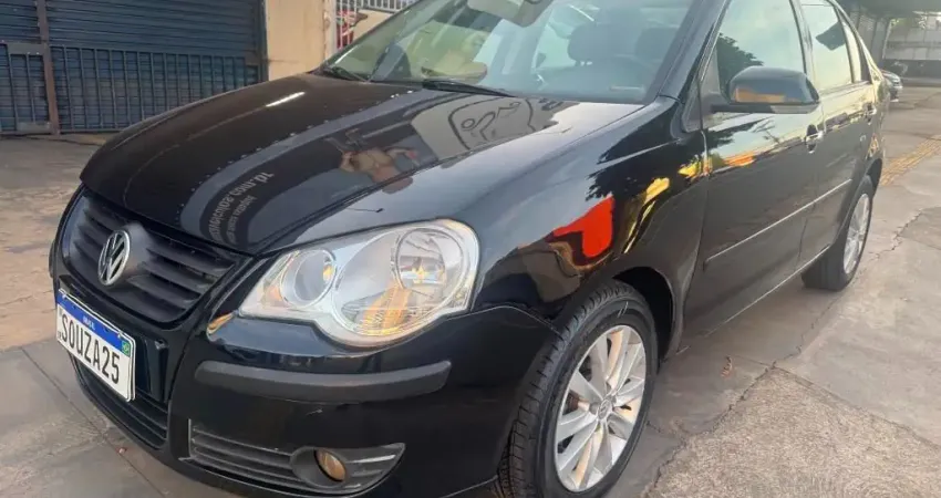 VW POLO SEDAN CONFORTLINE 1.6 FLEX  2010/2010  COMPLETO REVISADO MECANICA IMPECAVEL 