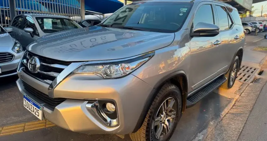 TOYOTA HILUX SW4 SRV  2.7 FLEX  4X2 CD AUTOMATICA  2018/2019  COMPLETA  UNICO DONO DE 7 LUGARES