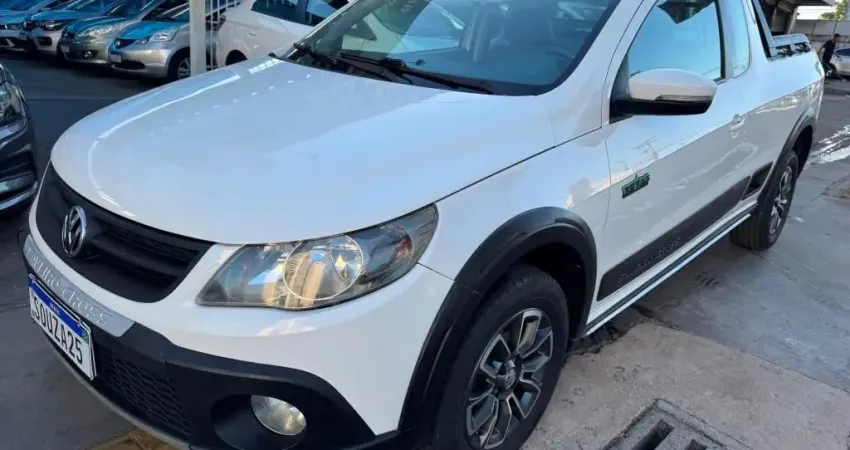 VW SAVEIRO CROSS CE 1.6 FLEX  2012/2013  COMPLETA REVISADA LACRADA PNEUS BONS DOC EM DIAS  