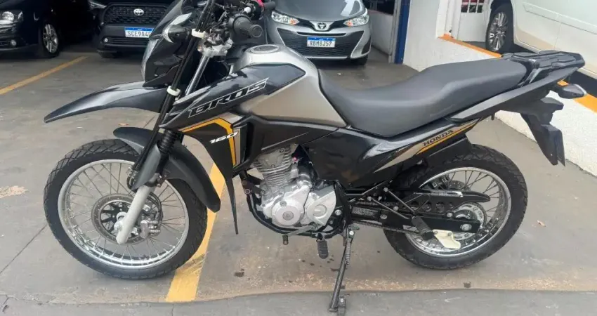 HONDA NXR BROS  160 2022/2023 NOVISSIMA KM BAIXO UNICO DONO COM ACESSORIOS 
