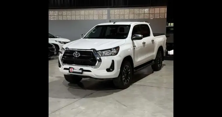 TOYOTA HILUX 2.7 SRV 4X2 CD 16V 4P
