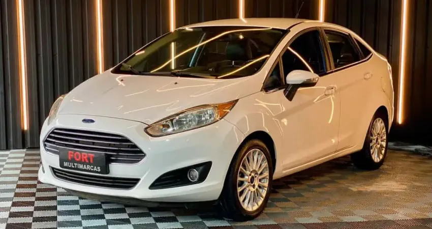 FORD NEW FIESTA SEDAN TITANIUM 1.6 POWERSHIFT 2015