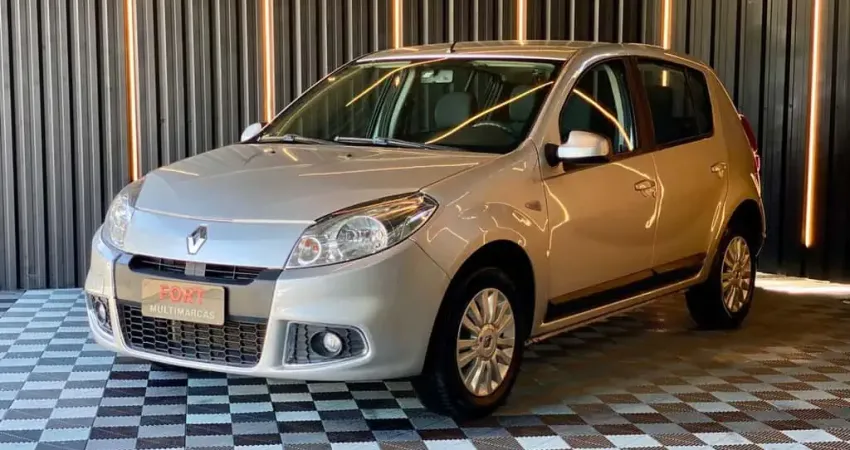 RENAULT SANDERO 1.6 PRIVILEGE 2012