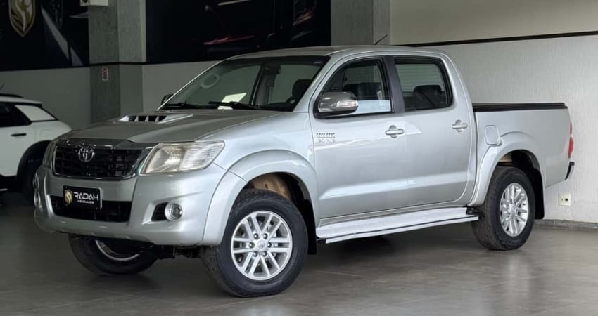 TOYOTA HILUX CD SRV D4-D 4x4 3.0 TDI Diesel Aut