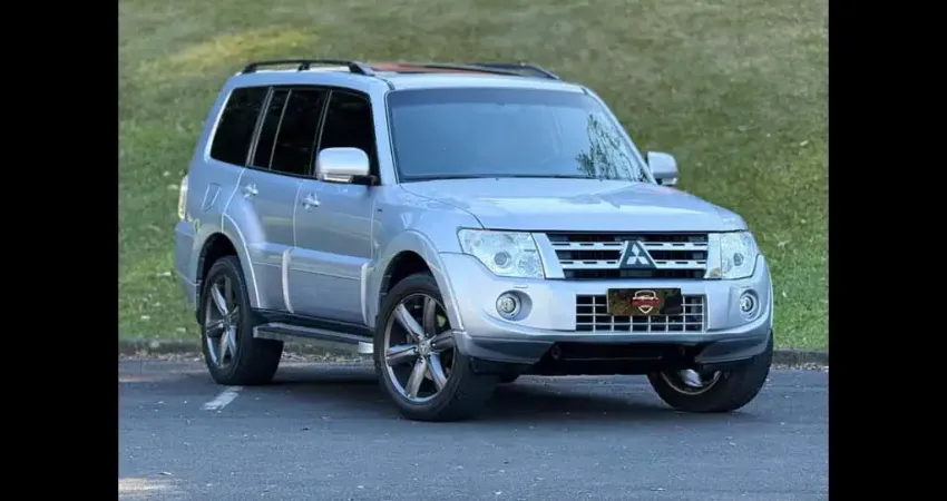 MITSUBISHI PAJERO 3.2 HPE 4X4 16V DIESEL 4P 2013