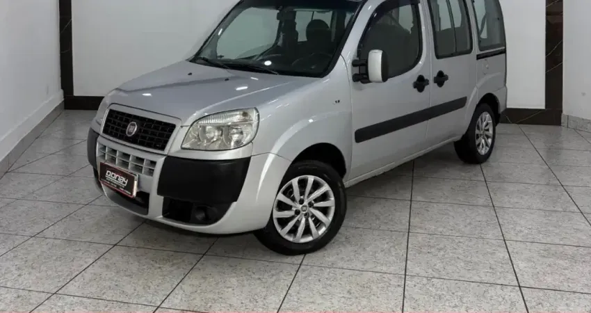 FIAT DOBLO ESSENCE 1.8 16v CÂMBIO MANUAL 7 LUGARES 