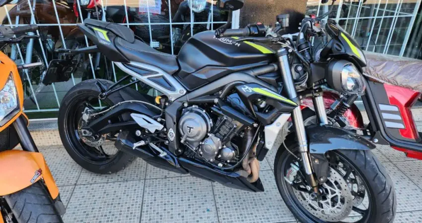 Triumph Street Triple 765 RS 2020, aceito troca e financiamentos
