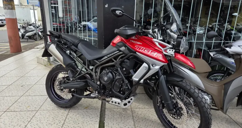 Triumph Tiger 800 XCA 2019, revisada, aceito troca, cartão e financio
