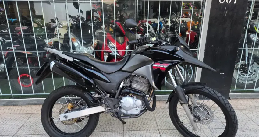 Honda XRE 300 2013, revisada, aceito troca, cartão e financiamento