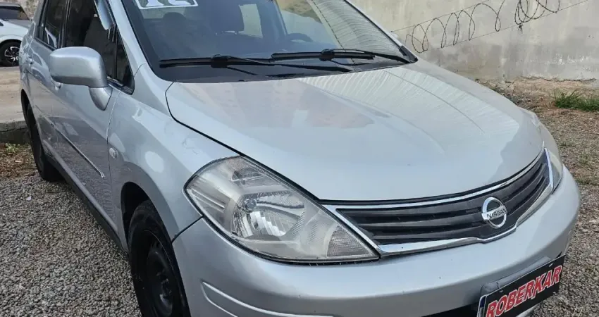 Nissan Tiida 1.8 2012
