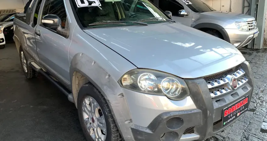 Strada 1.8 Flex 2009 