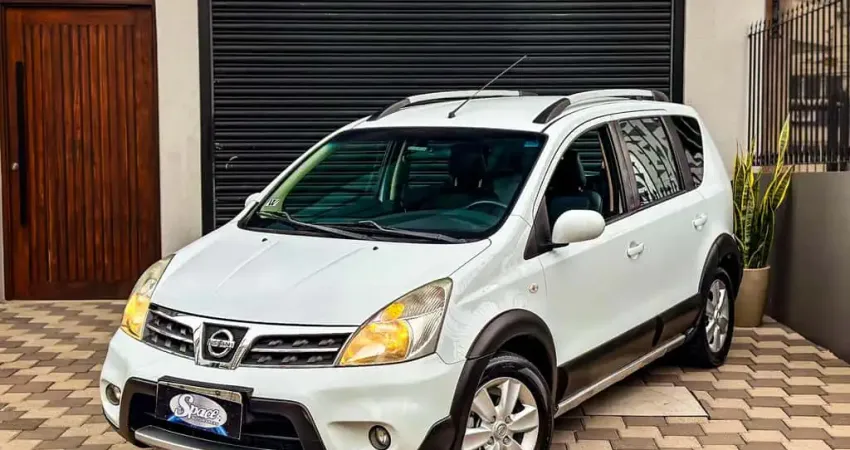 Nissan Livina X-Gear X-GEAR SL/X-GEAR 1.8 Flex F. Aut.  - Branca - 2014/2014
